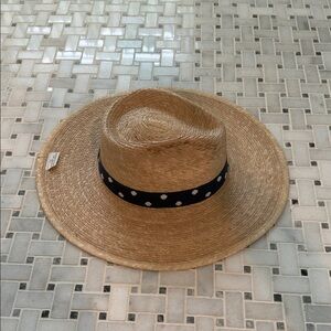 Sunshine Tienda Hat! Never worn! XS/S! Stylish Straw Hat with Polka Dot Band